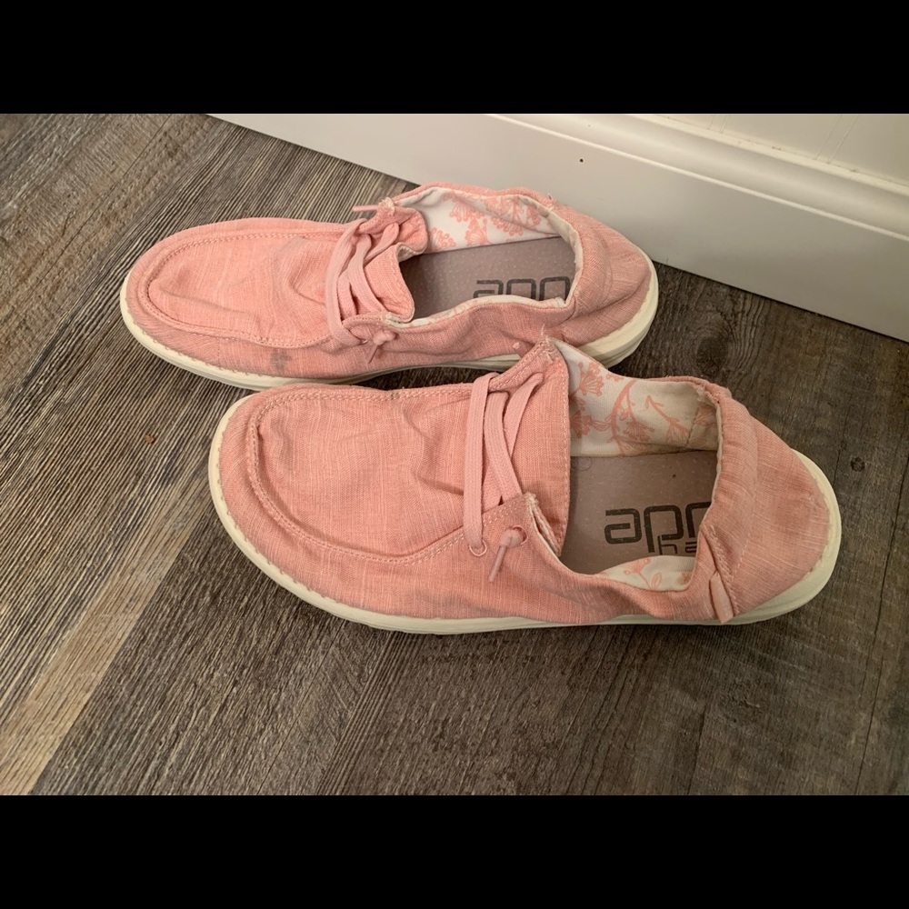 Pink Dudes